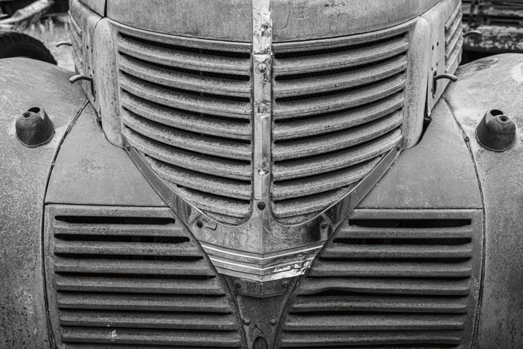 Verwitterter Stahl und Symmetrie