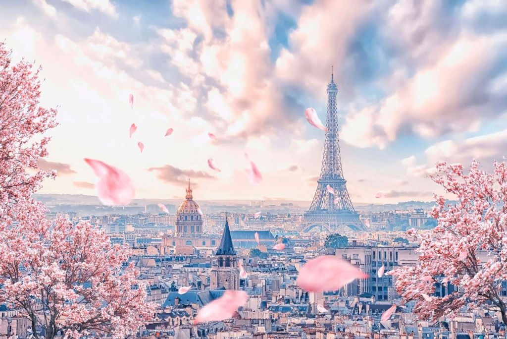 Paris im Frühling voller Blüten