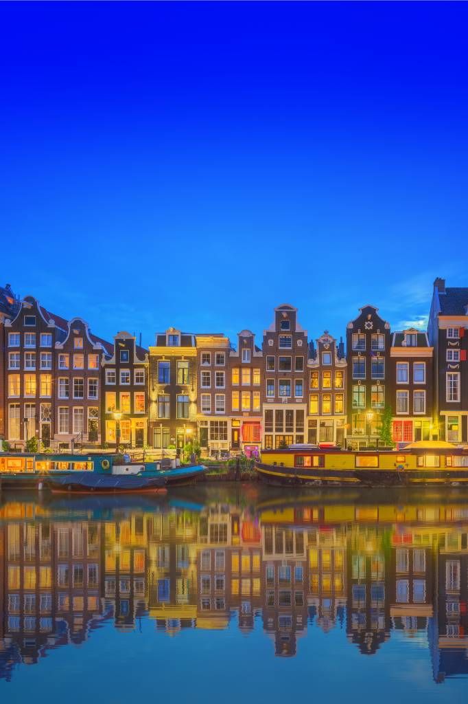 Amsterdamer Kanal am Abend