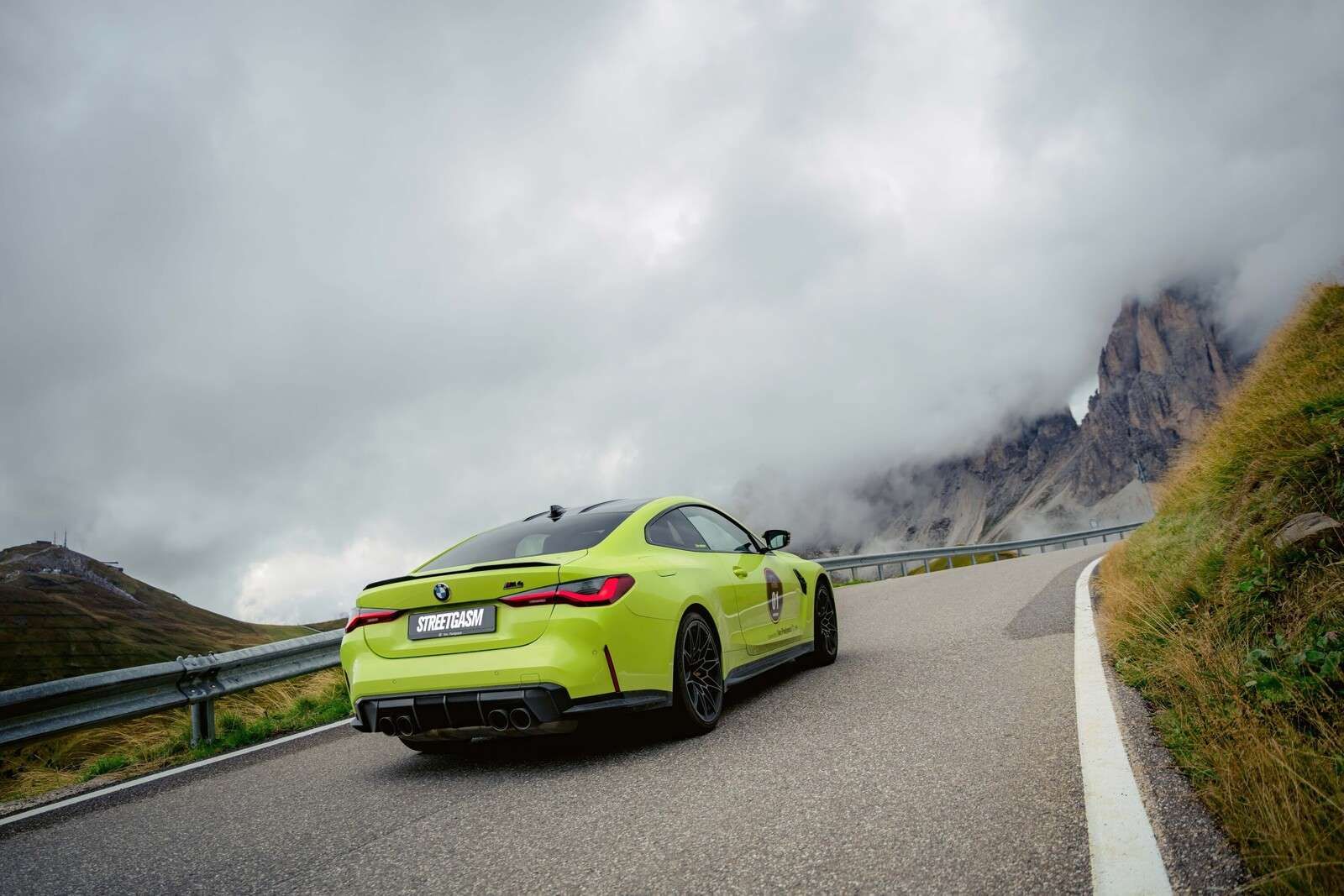 Autorität zu den Wolken