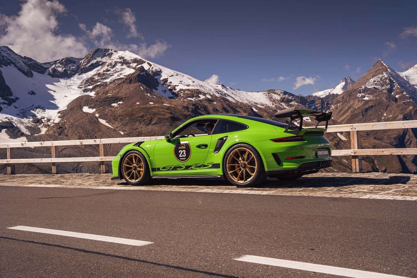 Porsche 911 GT3 RS in den Alpen