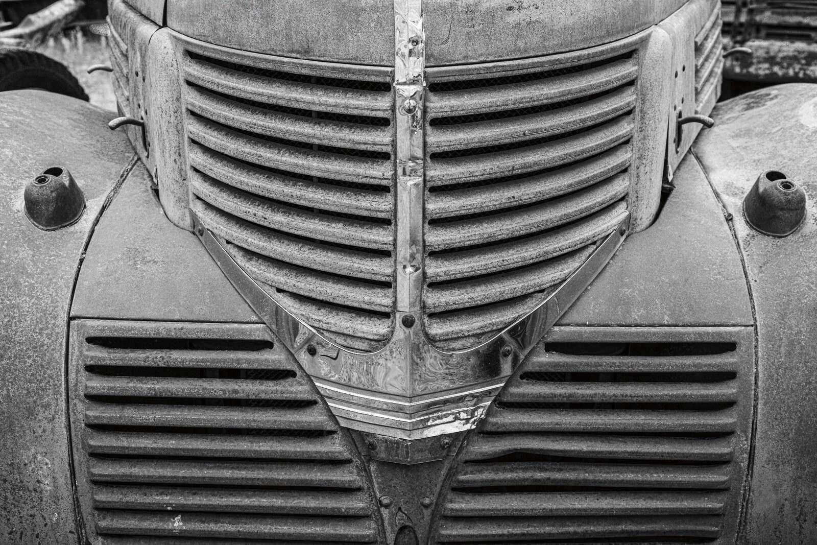 Verwitterter Stahl und Symmetrie